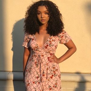 Beautiful flowy dress